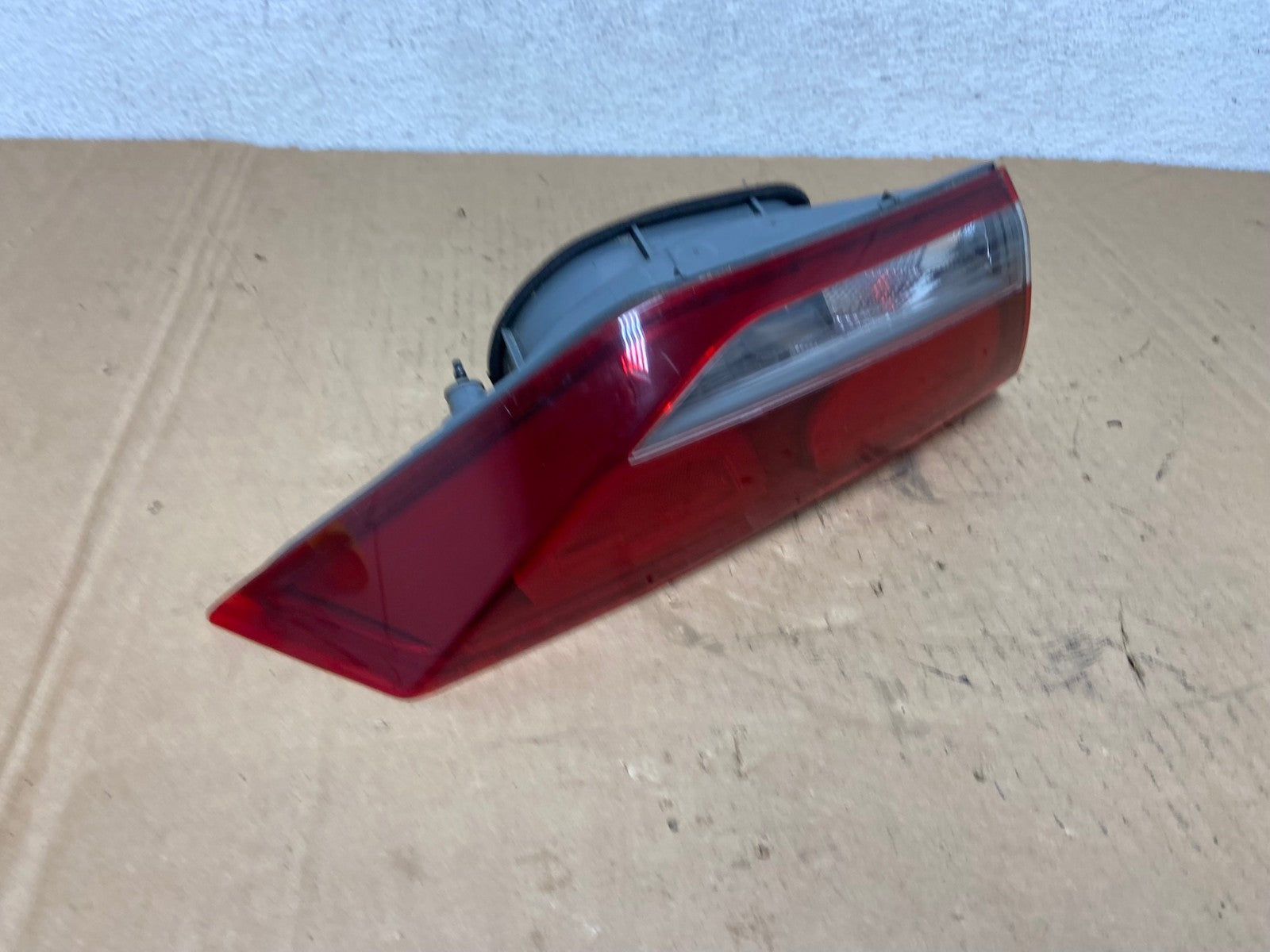 2017-2018 Hyundai Elantra Left Driver LH Side Inner Tail Light AD2835 LK2