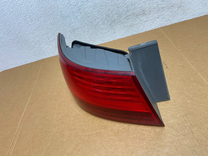 2009 to 2010 Hyundai Sonata Left Driver Lh Side Tail Light AD8915 DW1
