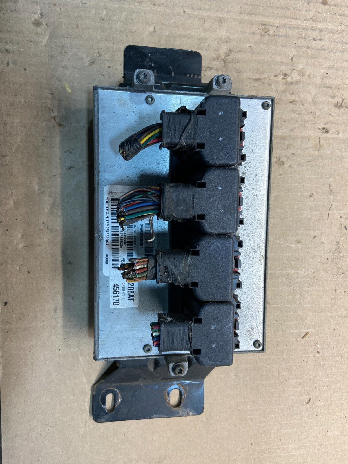 2004 Jeep Liberty 3.7L Engine ECU Computer Module ECM AC0526 DG0