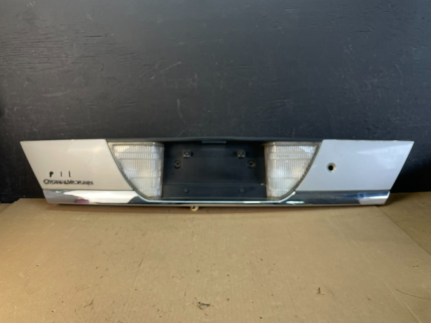 1998 - 2011 Ford Crown Victoria Trunk Rear Garnish License Plate Panel AD5860 DG0