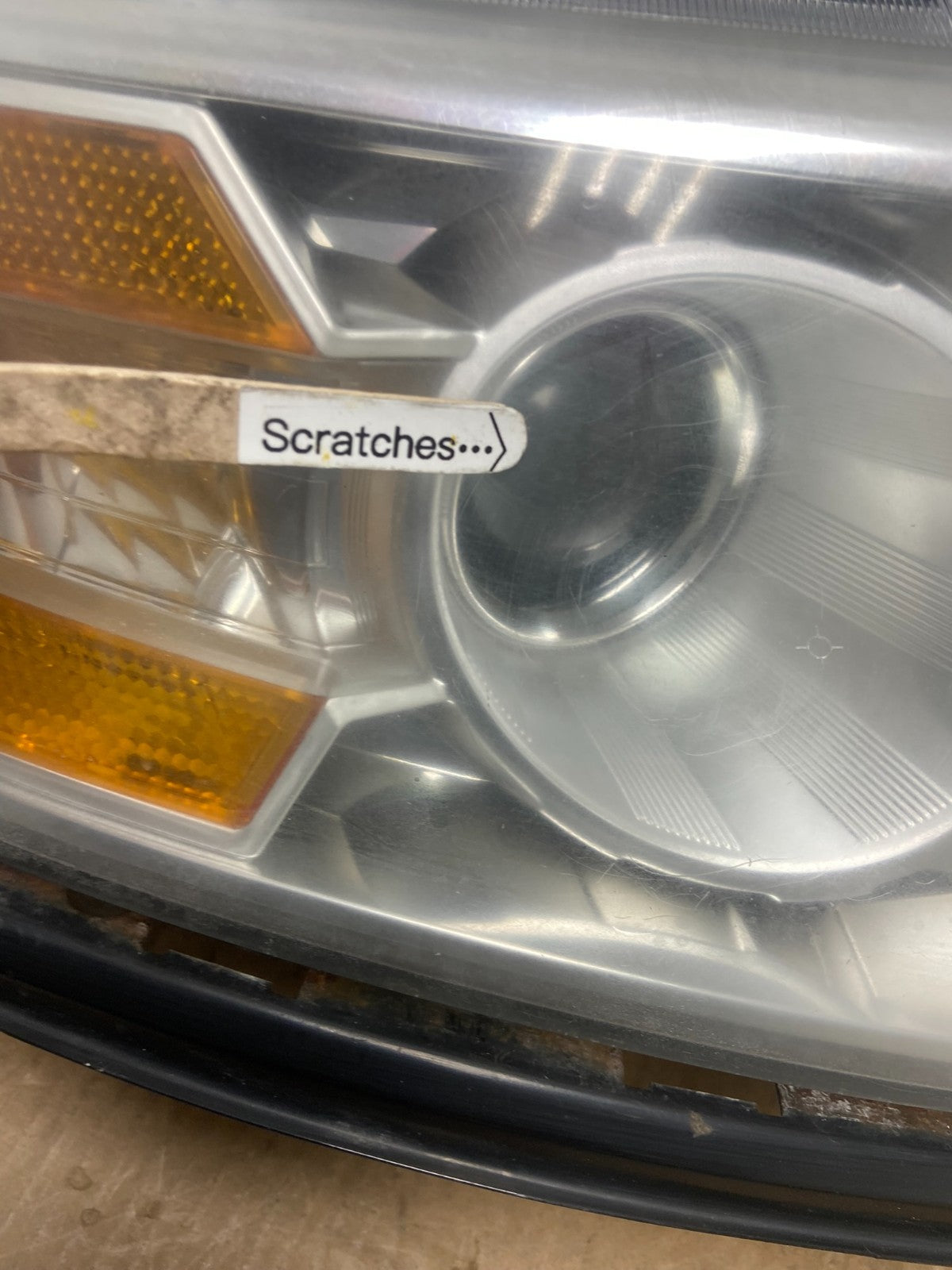 2011 to 2013 Honda Odyssey Front Right Passenger Headlight Halogen AA6218 DW3