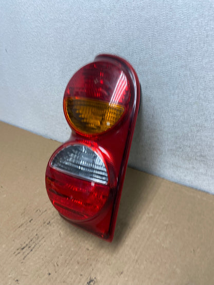 2002 2003 2004 Jeep Liberty Left Driver LH Side Tail Light AG2109 LK1