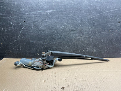 2004 to 2010 BMW X3 E83 Rear Windshield Wiper Motor OEM V8805 DG3