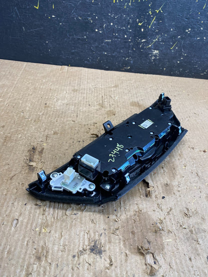 2013 to 2015 Nissan Pathfinder Information Display Control OEM Z7448 DG3