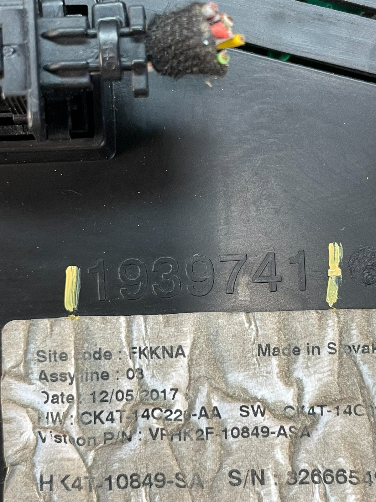 2016 to 2018 Ford Transit Connect Speedometer Cluster ae3312 DG10