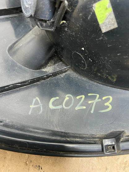 2004 - 2007 Dodge Grand Caravan Right Passenger Side Tail Light AC0273 LK6