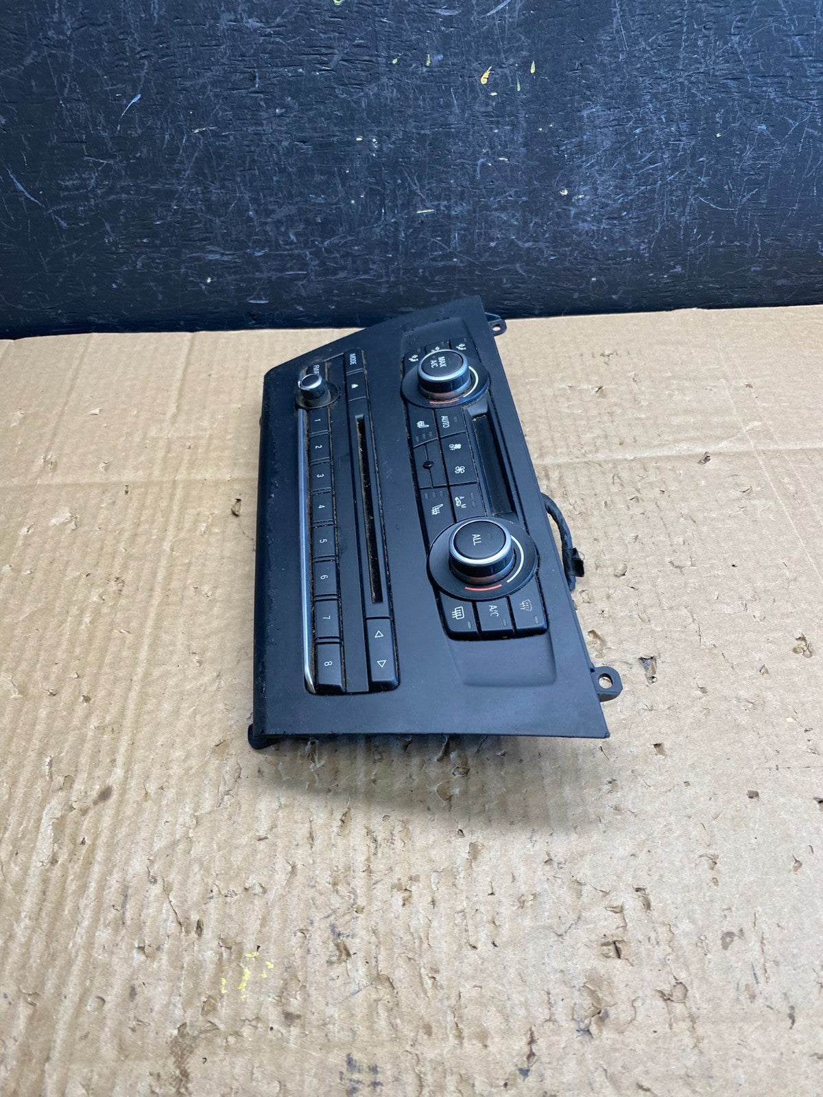 2011 - 2014 Bmw X3 AC Heater Climate Control Temperature Panel Trim Oe AC9627 DG2