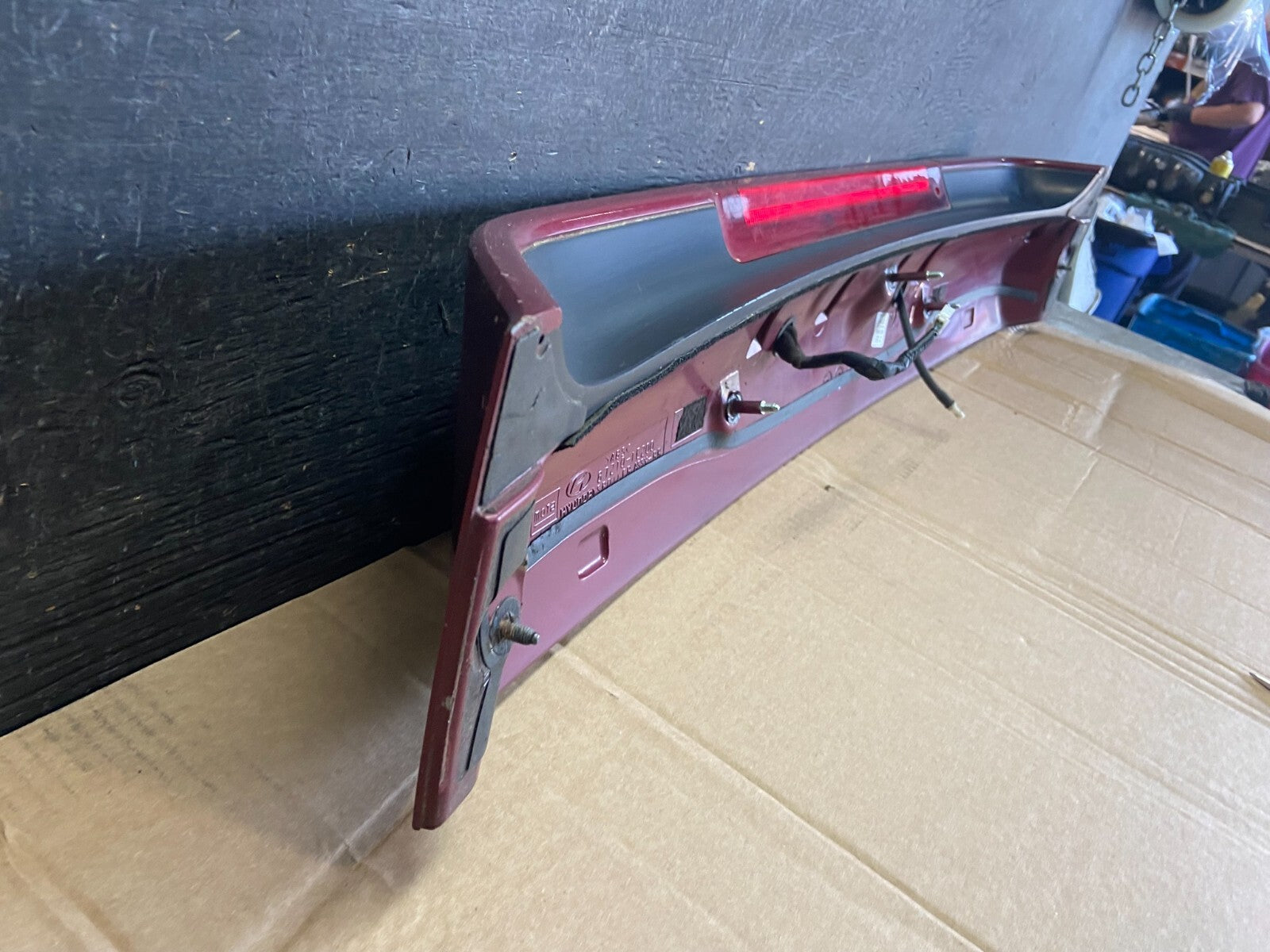 2005 to 2011 Hyundai Accent Trunk Lid Hatch 3rd Brake Light Spoiler o1090 PS10