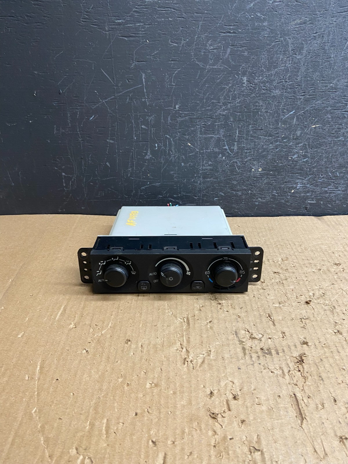 2001 to 2006 Mitsubishi Montero Climate Control Hvac A/C Heater AF1473 DG0
