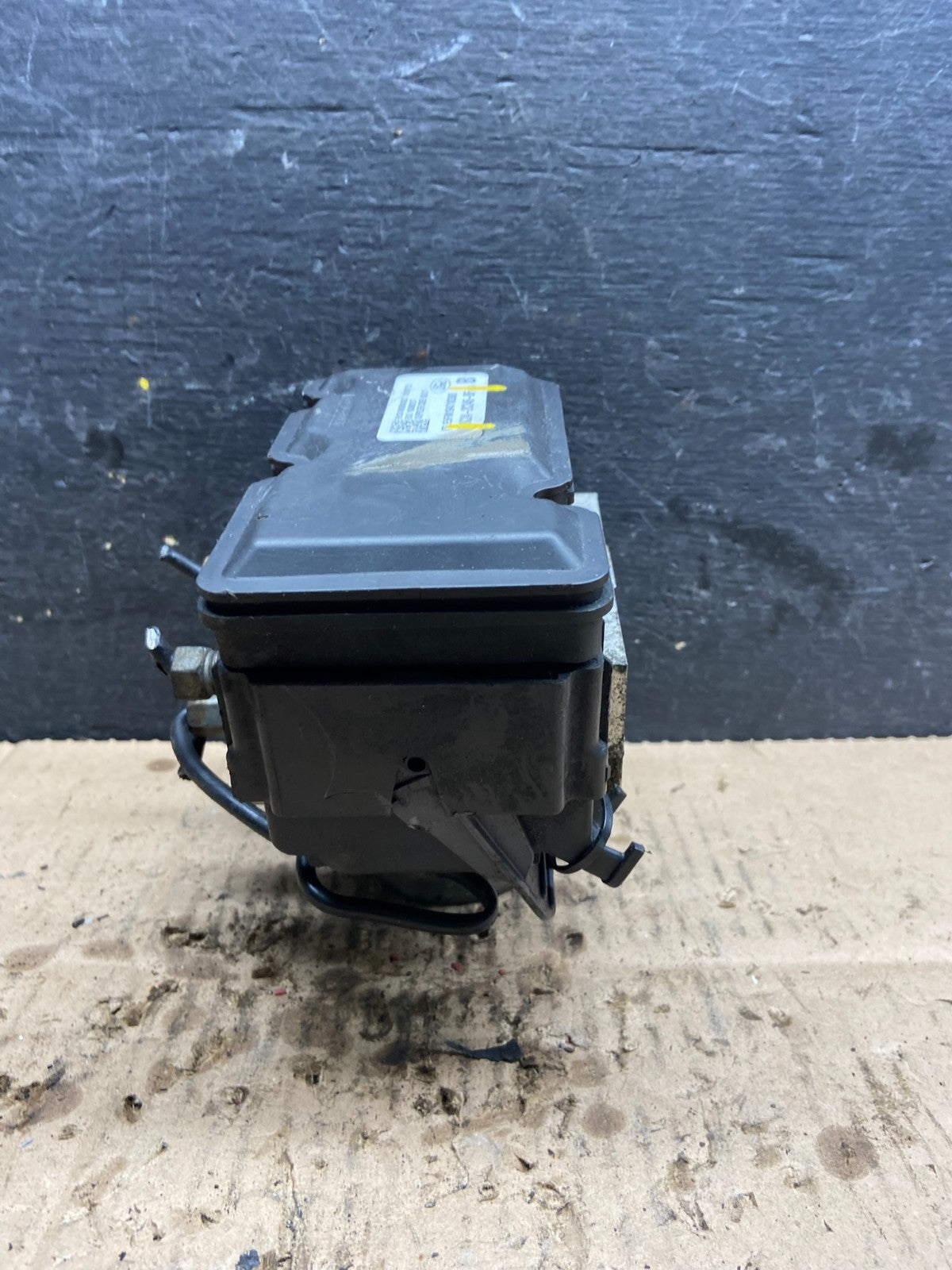 2011 - 2014 Ford E250 E350 Van ABS Anti Lock Brake Pump Module q6124 DG3