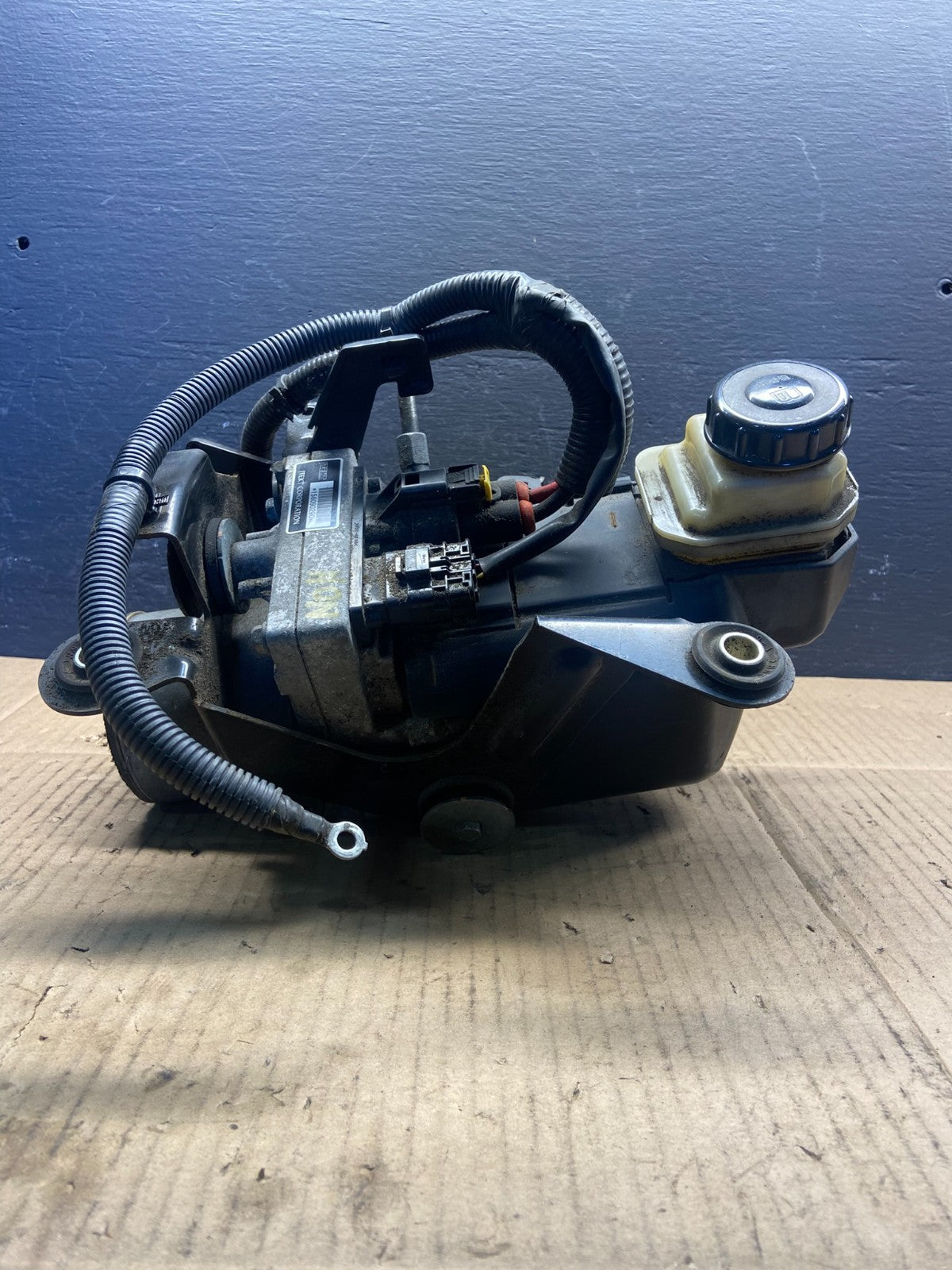 2011 - 2017 Nissan Quest Power Steering Pump Motor Unit AD18321