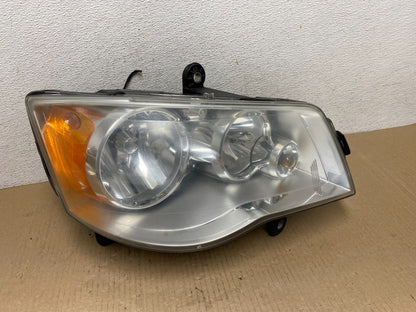 2011 to 2016 Chrysler Town and Country Right Passenger Headlight AF5854 DW0