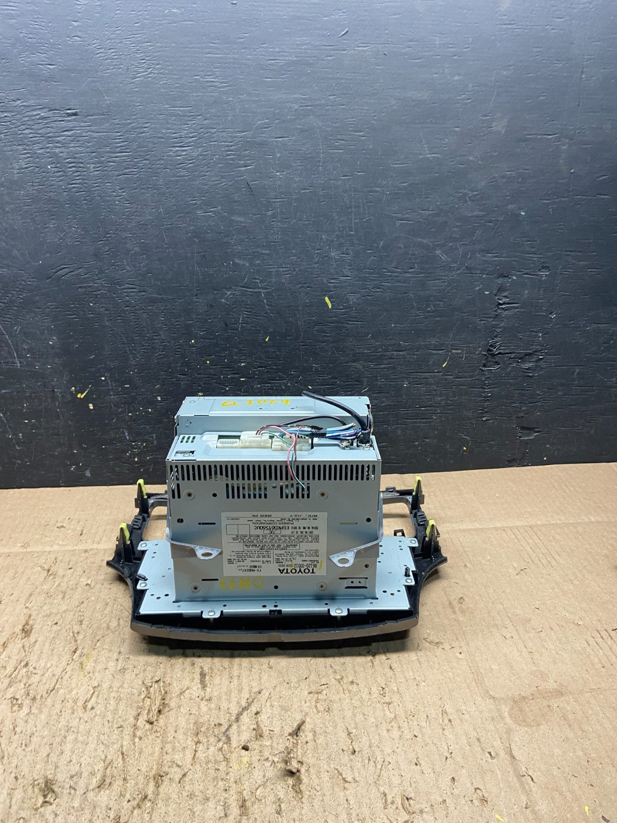 2002-2006 Lexus ES330 Es300 Radio Receiver Tape CD Air Vent Bezel Q2029 DG6