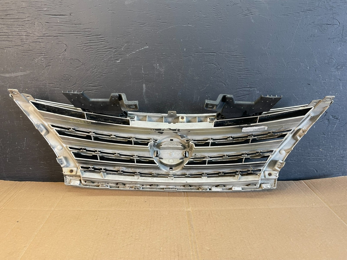 2013 to 2014 Nissan sentra Front Upper Grill Grille Sedan AC22005