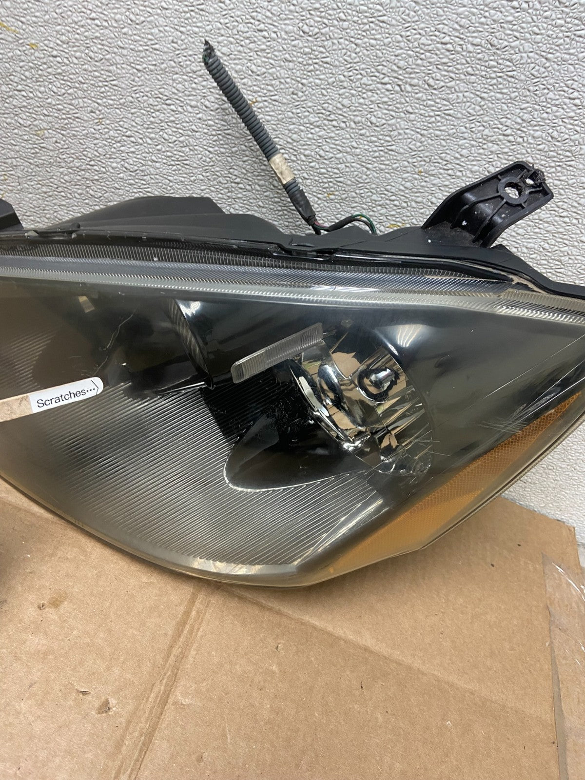 2002 to 2004 Nissan Altima Left+Right Side Set Halogen Headlights OEM Y8775 DW4