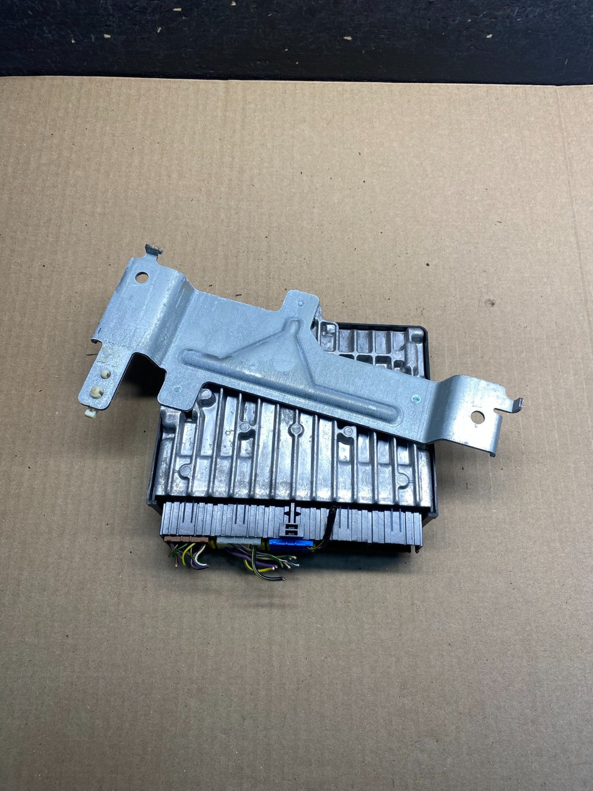 2013 to 2016 Lincoln MKS Engine Computer Module Control ECU ah1607 DG1