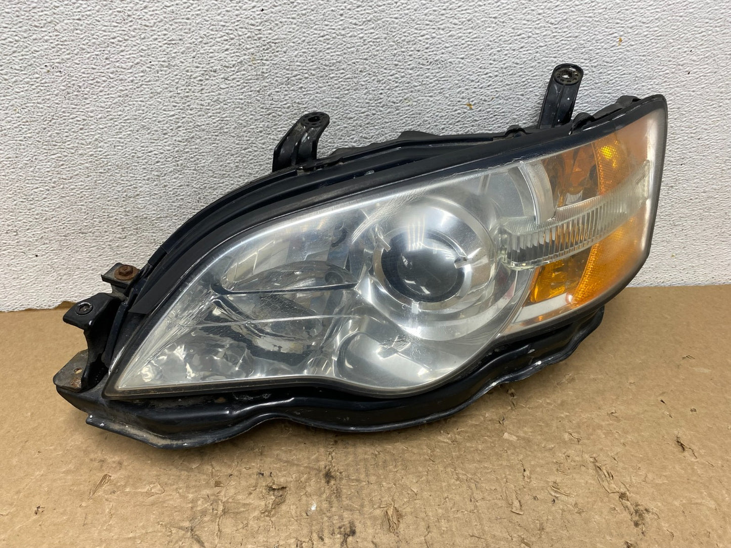 2006 to 2007 Subaru Legacy Left Driver LH Side Headlight AF9478 DW0