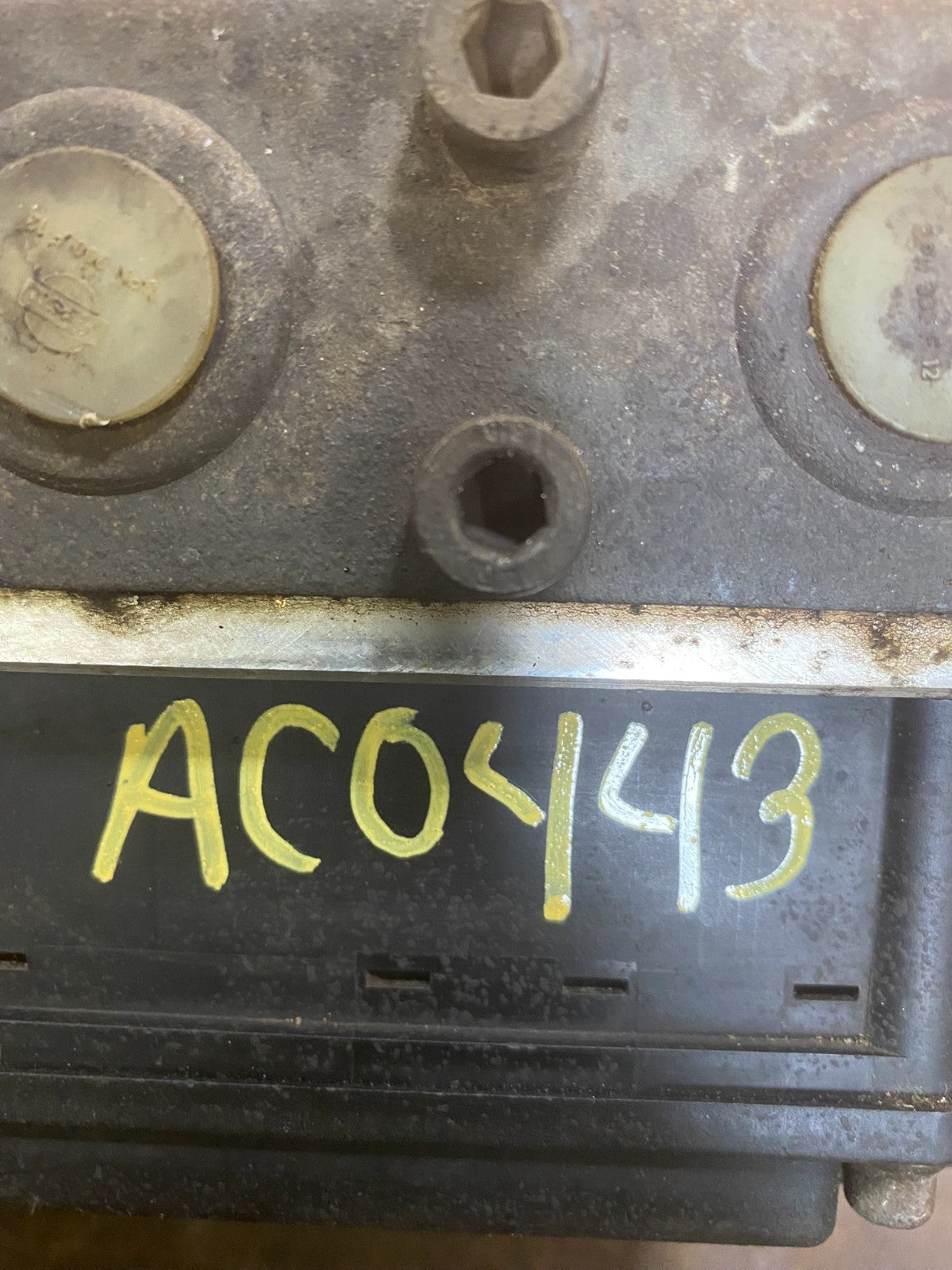 Wabco ABS Hydraulic ABS Pump With Module P/N 4784070720 AC0443 DG7