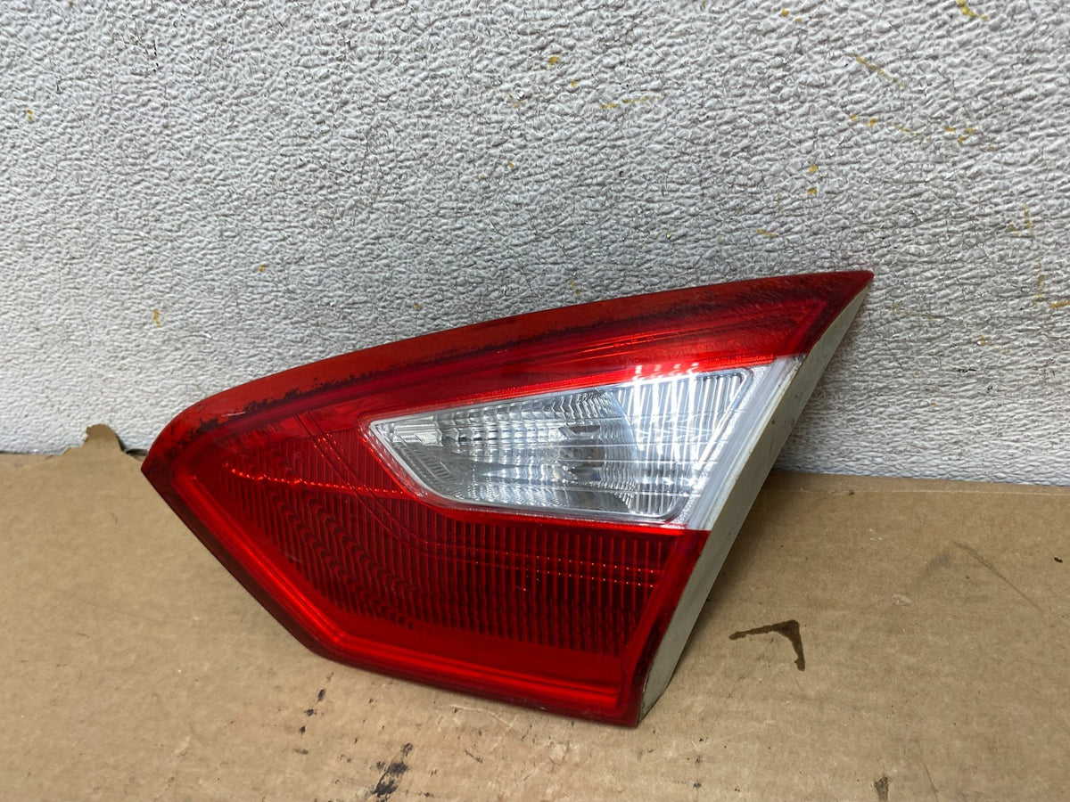 2012 to 2014 Ford Focus Sedan Right Passenger Inner Tail Light AH8147 DW2