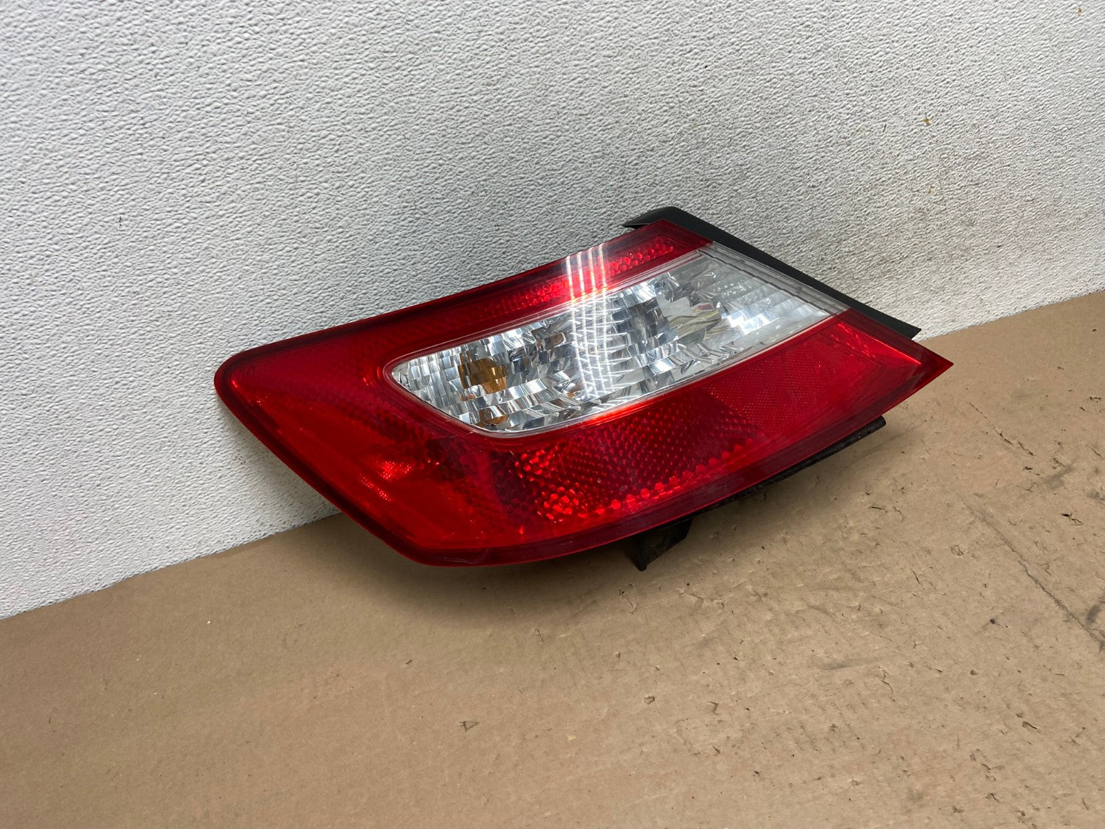 Coupe 2006 2007 2008 Honda Civic Left Driver LH Side Tail Light AG5567 LK2