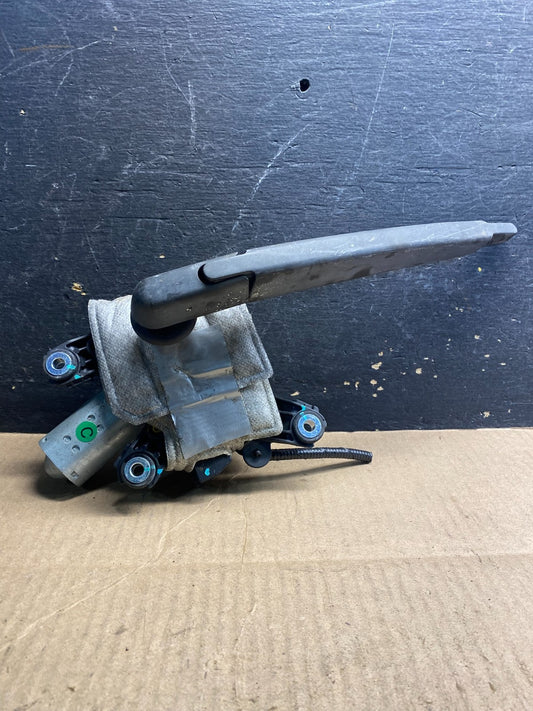 2013-2016 Nissan Pathfinder Back Door Rear Wiper Motor Wiper Blade z2473 DG0