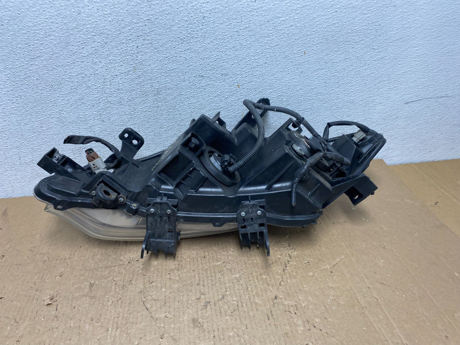 2011 to 2014 Nissan Murano Headlight Right Passenger Rh Halogen AD8224 DW7