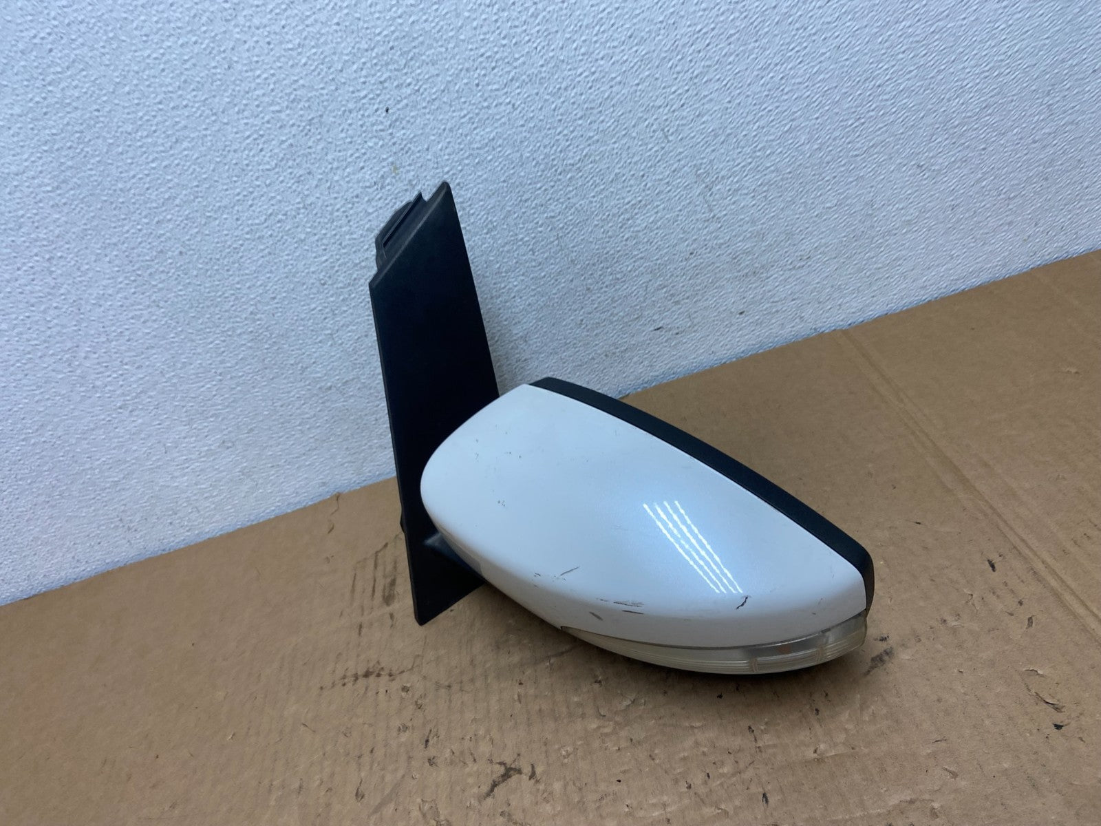 2013 to 2016 Ford C-Max Left Driver Side View Door Heated Mirror ac7691 DG1