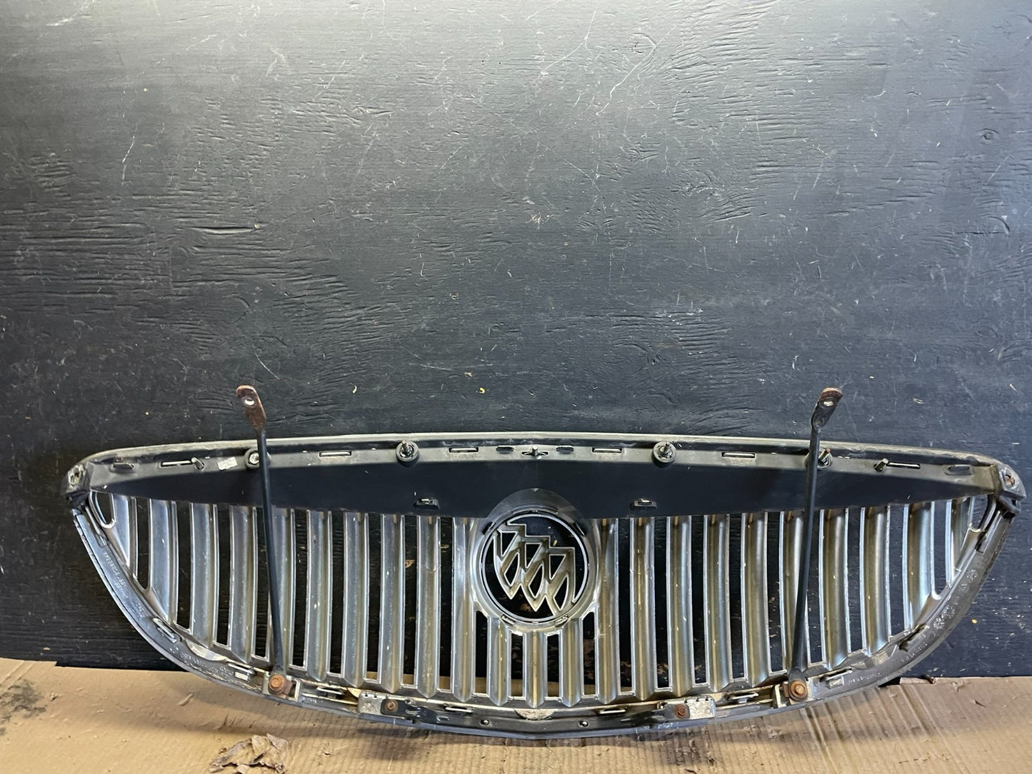 2008 to 2012 Buick Enclave Front Upper Grill Grille Oem v4145 DG4