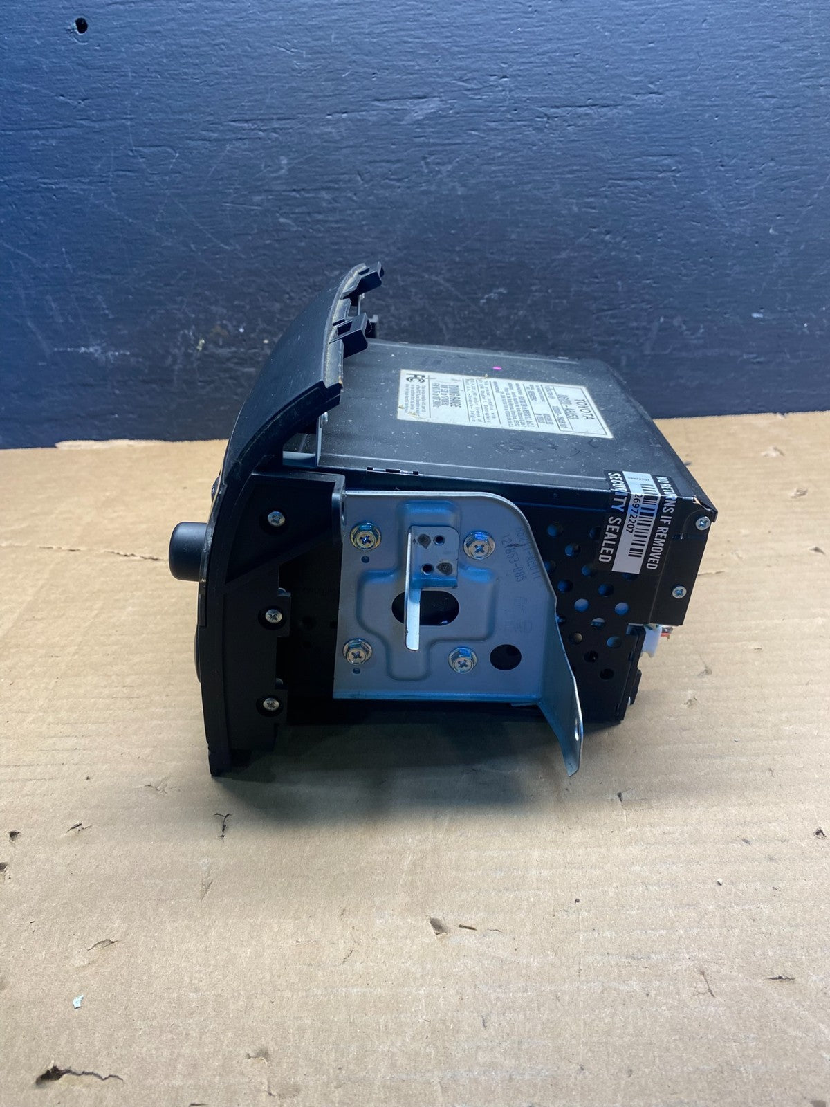 2004 to 2010 Toyota Sienna AM FM CD WMA Mp3 Radio Receiver ac8018 DG1