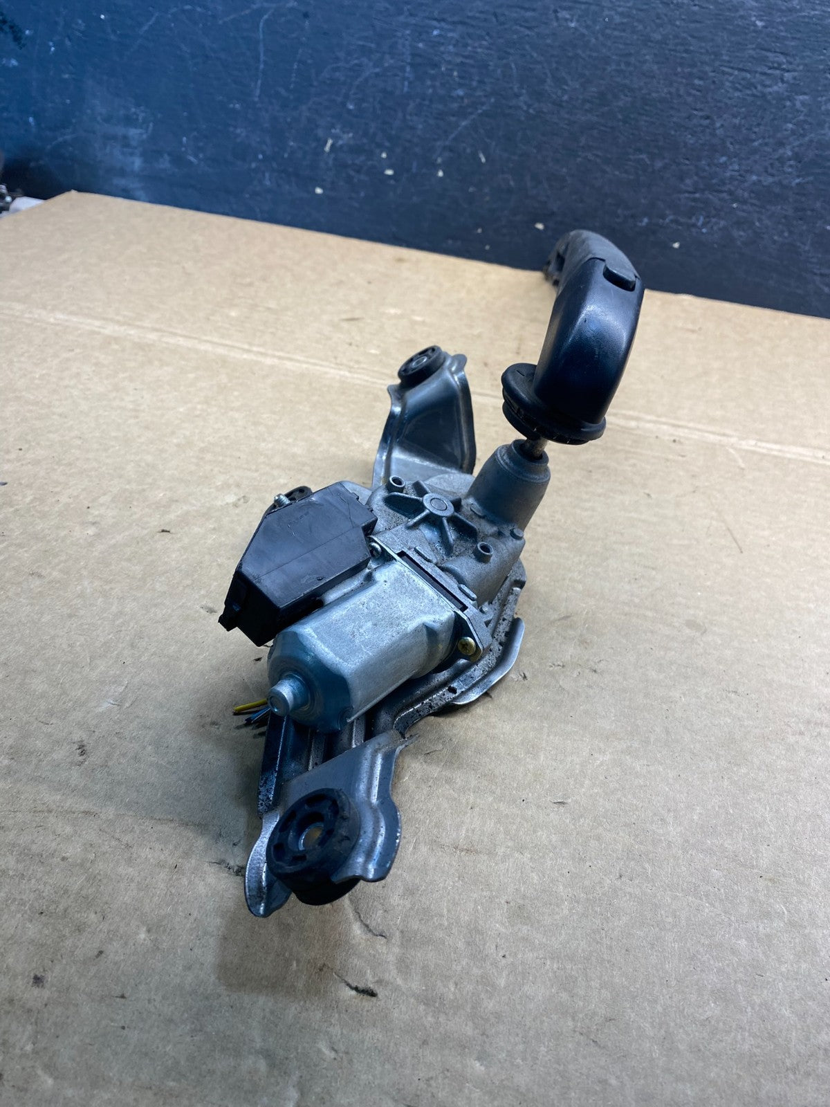 2009 to 2015 Toyota Venza Rear Wiper Motor AF5338 DG4