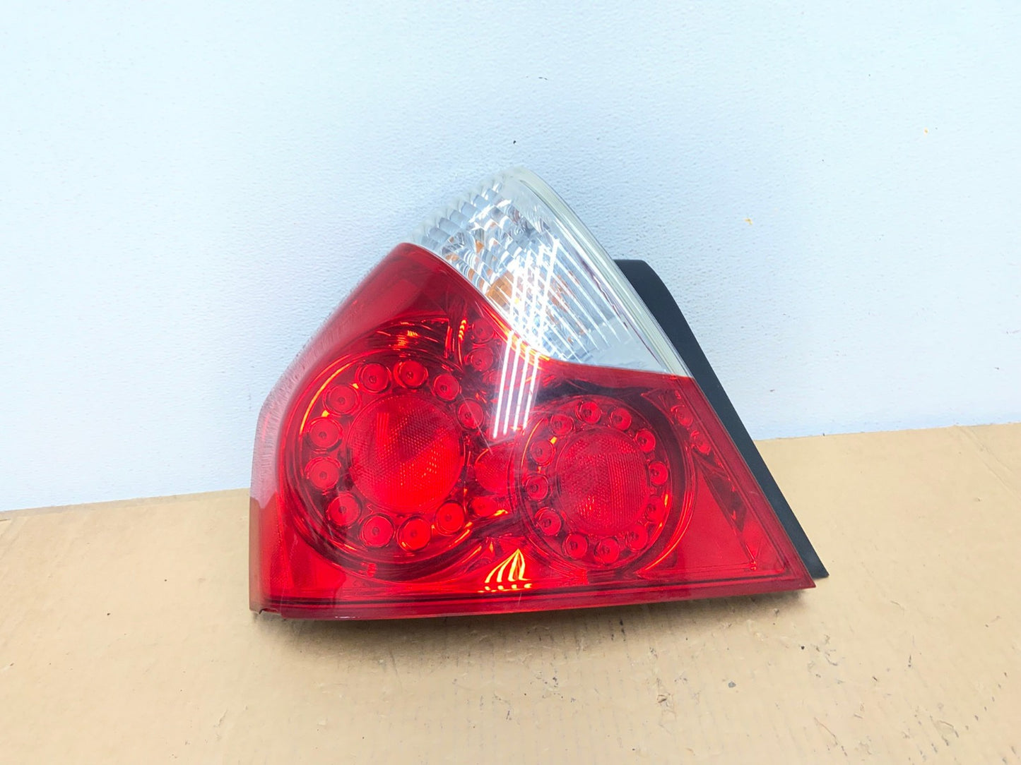 2006 2007 Infiniti M35 M35X M45 Left Driver LH Side Tail Light AD1009 LK0