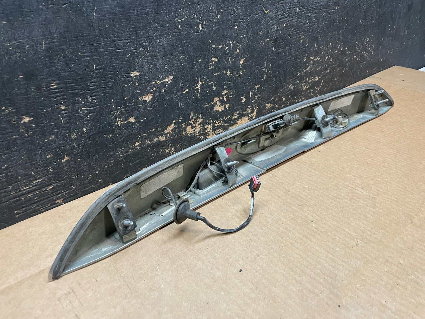 2013 to 2016 Ford Escape Rear Trunk Molding Trim aa9027 DG7