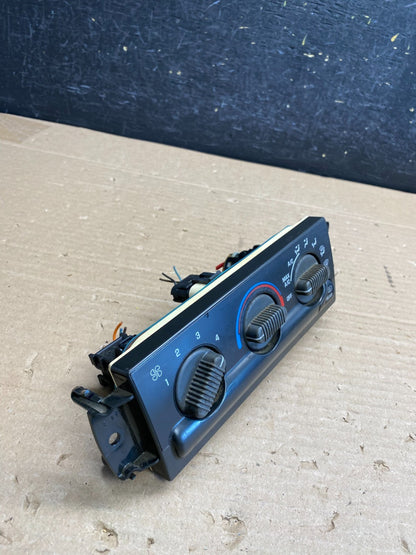 1998-2002 Chevrolet S10 Blazer HVAC A/C Heater Climate Control Module AG5280 DG1
