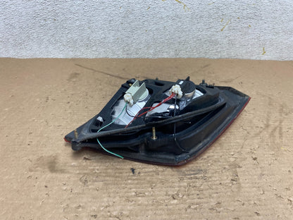 2002-2004 Infiniti i35 Inner Light Right Passenger Rh Side Tail Light OEM O94523