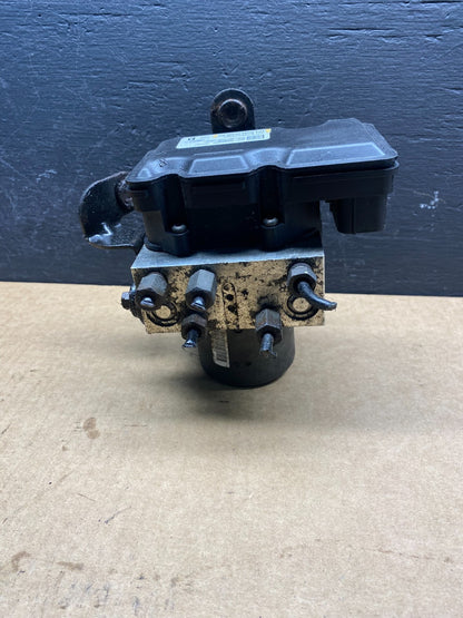 2014 2015 FORD E350 Van ABS Anti Lock Brake Pump Module ac7014 DG3