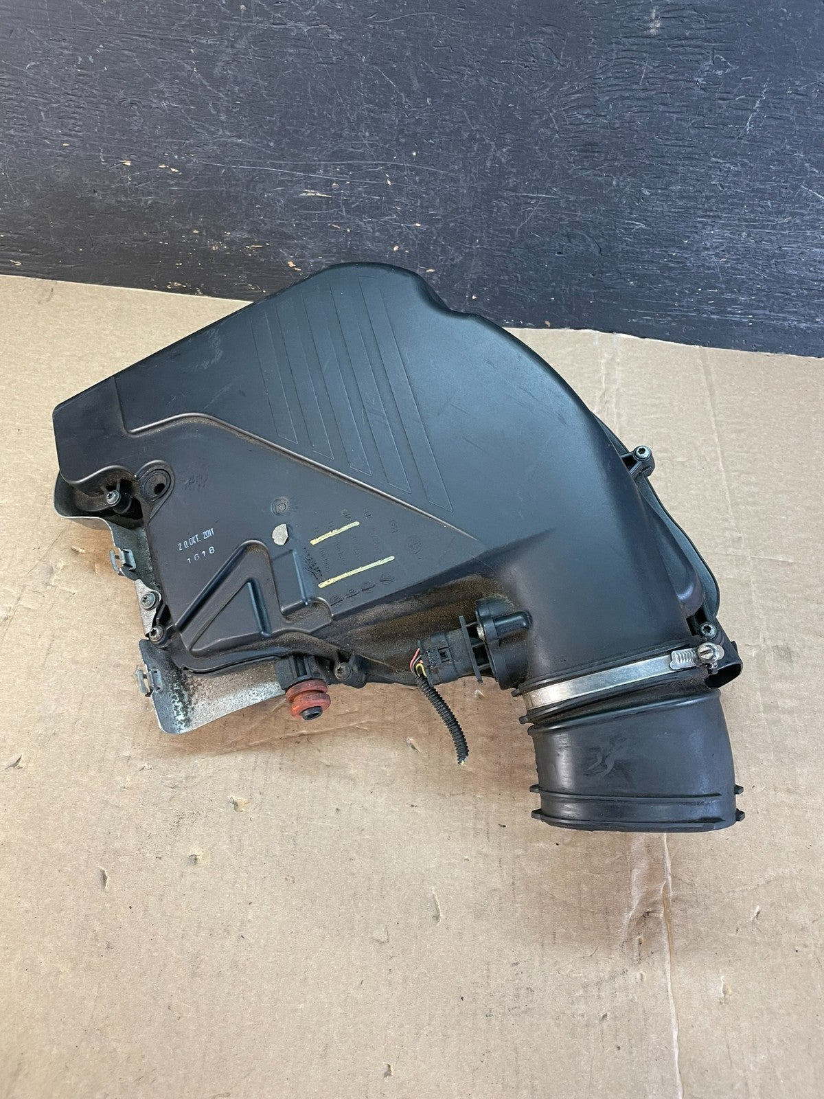 2009-2012 Bmw 7-Ser F01 750i Left Driver Air Filter Cleaner Intake Box AF5381 DG0