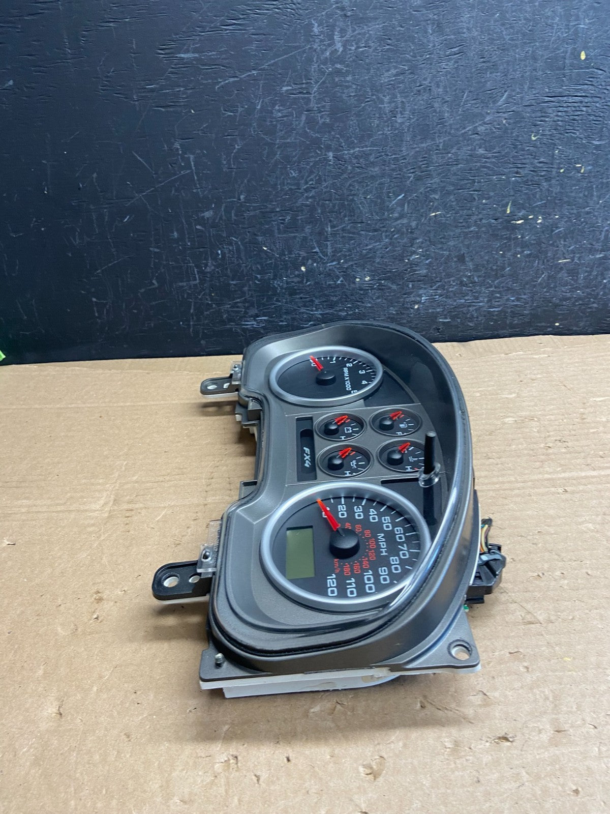 2004 - 2005 Ford F150 F-150 Speedometer Cluster Gauge af2563 DG2