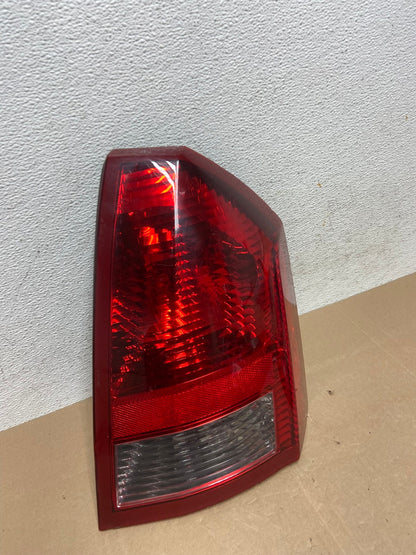 2005 2006 2007 Chrysler 300 Right Passenger Rh Side Tail Light AE4926 LK2
