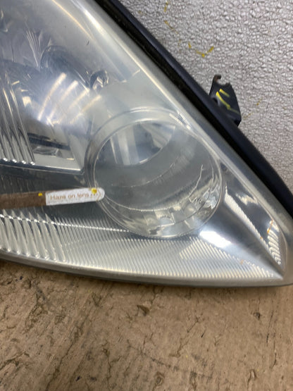 2004-2005 Toyota Sienna Right Passenger RH Xenon Headlight OEM W7723 DW6
