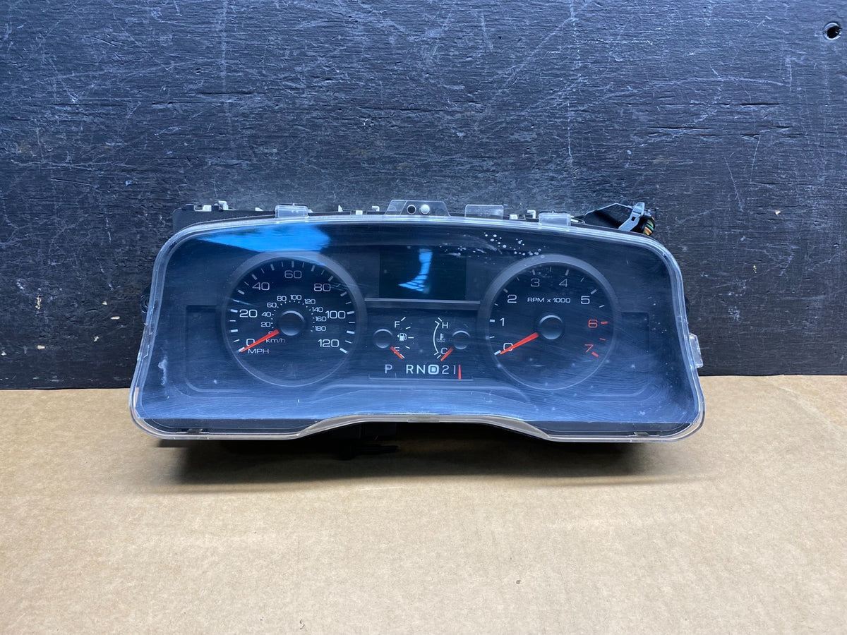 2009 to 2010 Mercury Marquis Speedometer Cluster Gauge AH7157 DG0