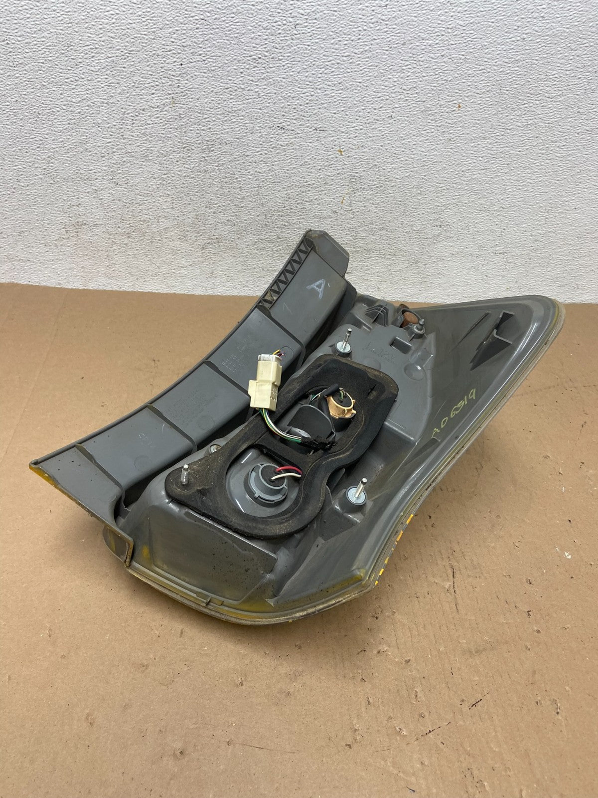 2012 2013 2014 Toyota Prius V LED Left Driver LH Tail Light AD6519 DW6