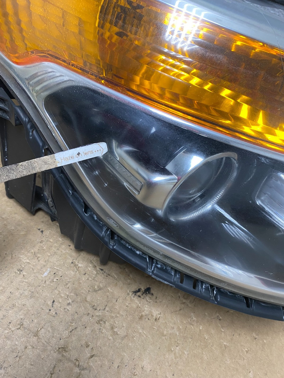 2011 to 2015 Ford Explorer Right Passenger Halogen Headlight AI3596 DW4