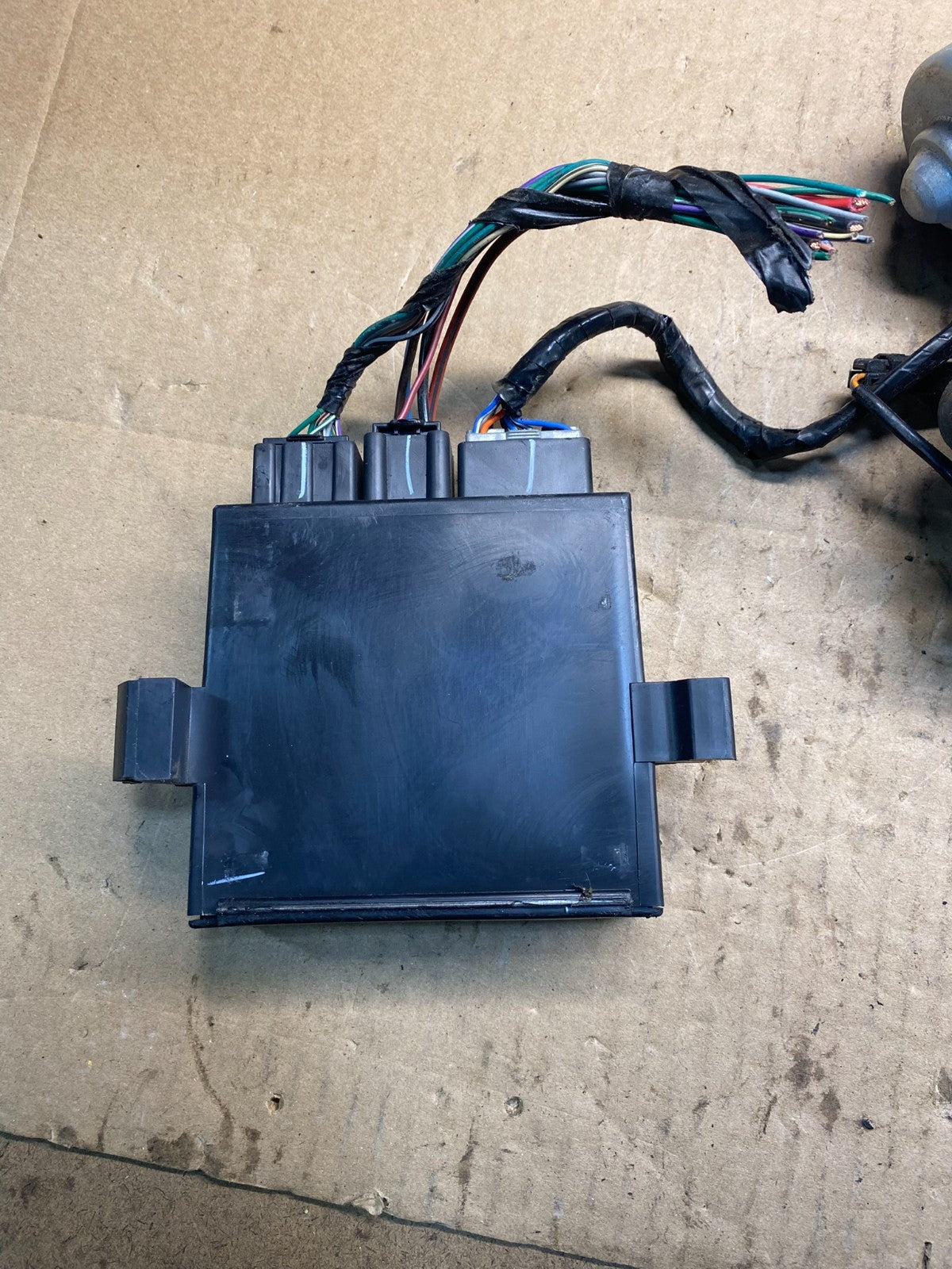 2009-2012 GMC Acadia Power Motor Liftgate Tailgate Control Module ab4242 DG2