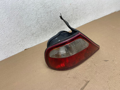 1998 to 2003 Jaguar XJ8 Left Driver LH Side Tail Light AG3381 LK2