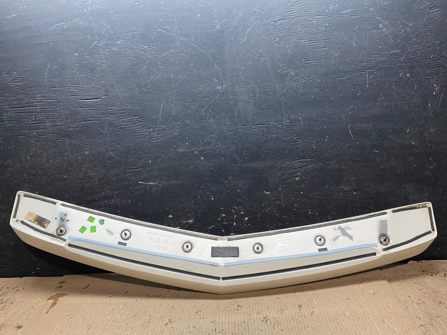 2003 to 2007 Cadillac CTS Trunk Spoiler Wing White OEM X8234 PS6