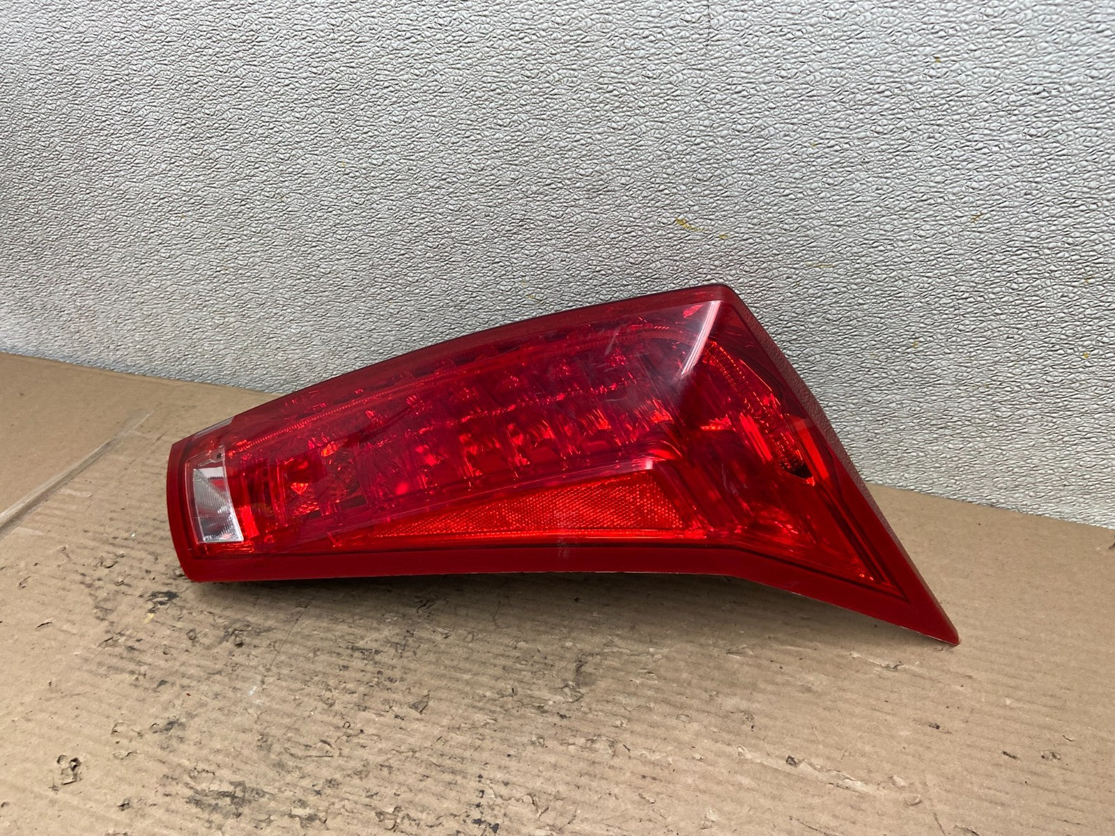 2010 to 2016 Cadillac Srx Right Passenger RH Side Tail Light AA9629 LK1