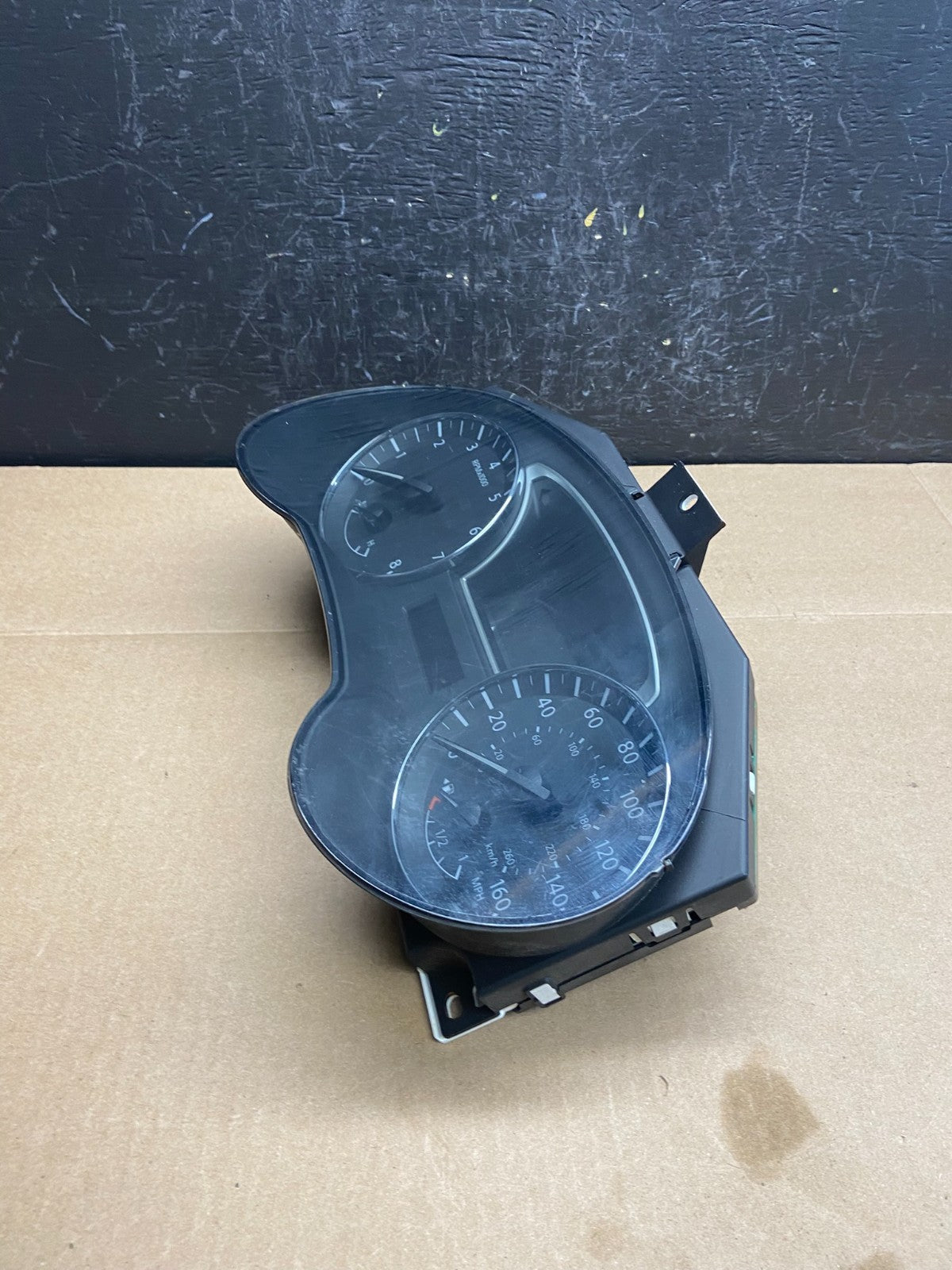 2013 2014 Nissan Pathfinder Speedometer Cluster Gauge OEM  AC6113 DG2
