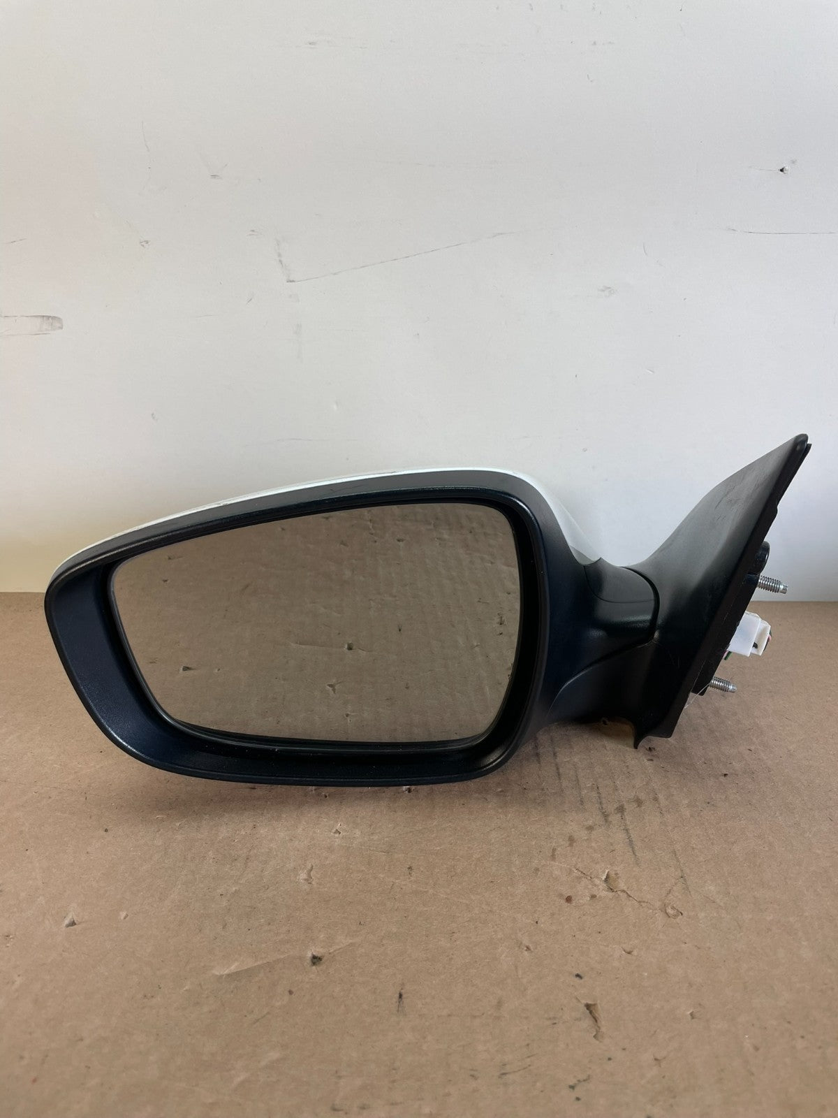 2011-2015 Hyundai Elantra Left Driver View Door Mirror AG2558 MS4