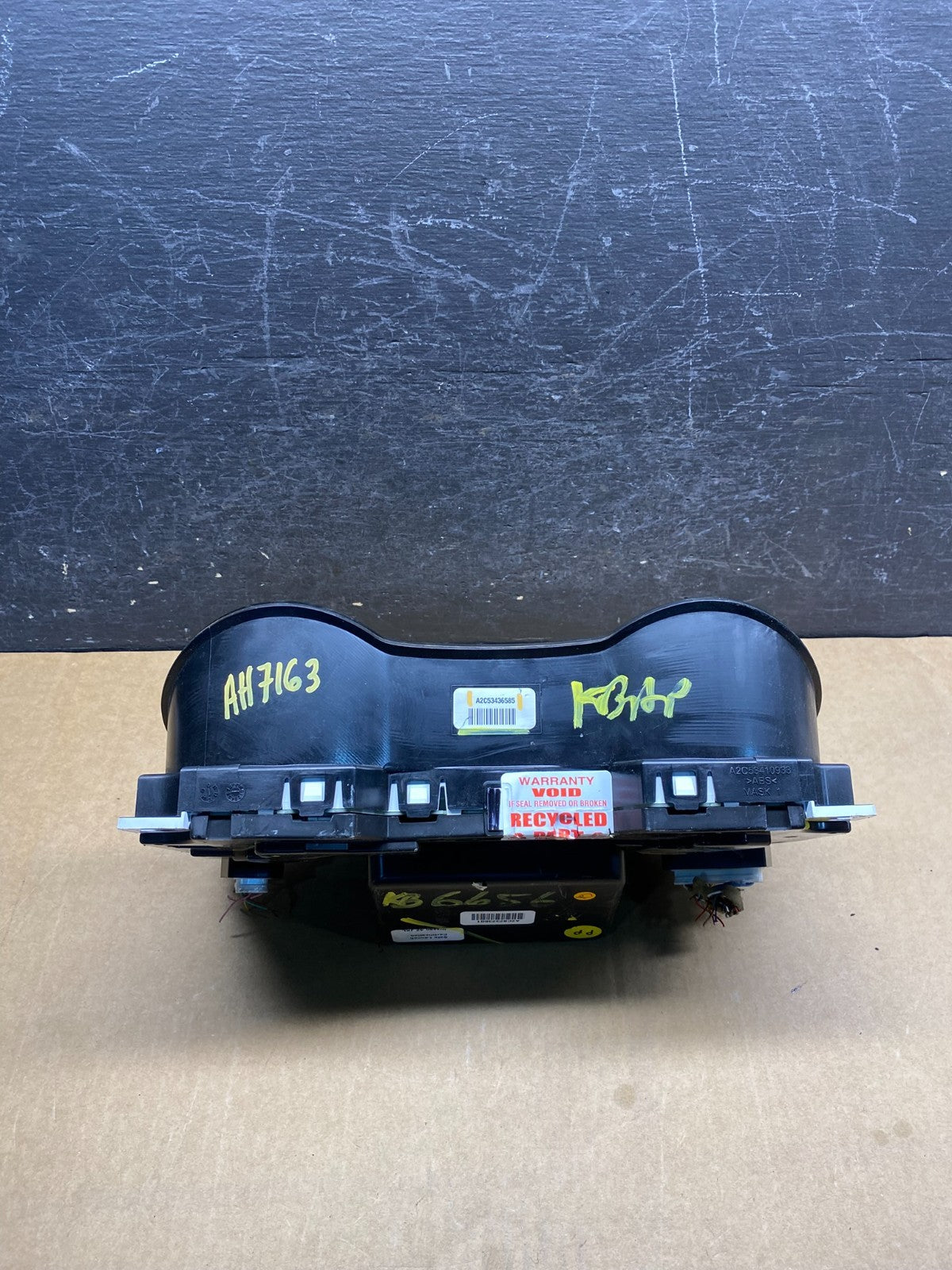 2014 Nissan Pathfinder Speedometer Cluster Gauge AH7163 DG5