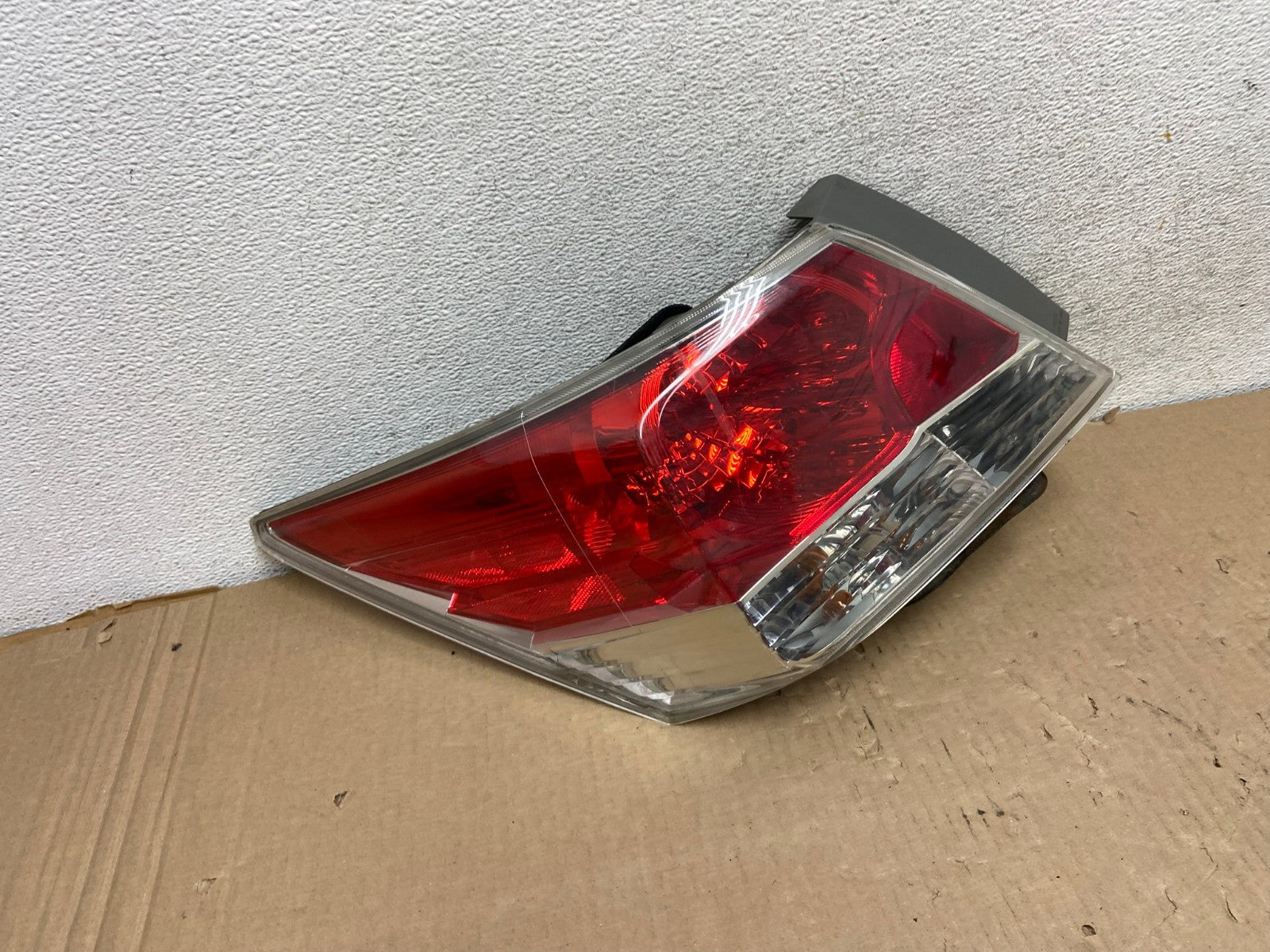 2008 to 2012 Honda Accord Sedan Tail light Left Driver LH Side AG8001 LK2